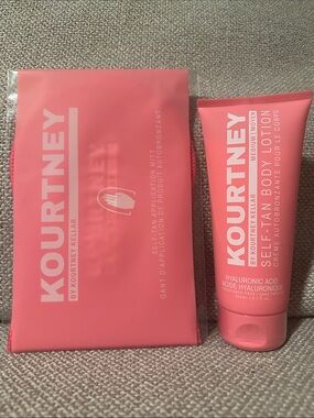 Kourtney Self-Tan Body Lotion and Mitt